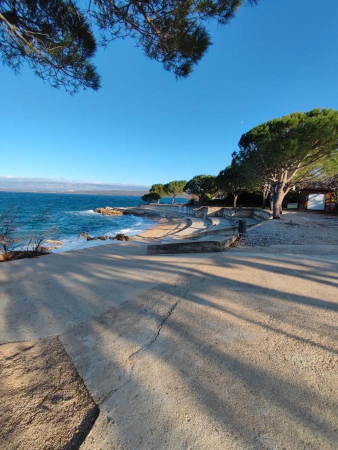 Apartments Ana Malinska Island Krk Vantacici Bagian luar foto